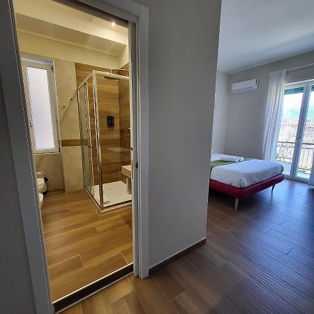 B&B Salerno Urban Suite 57 מראה חיצוני תמונה