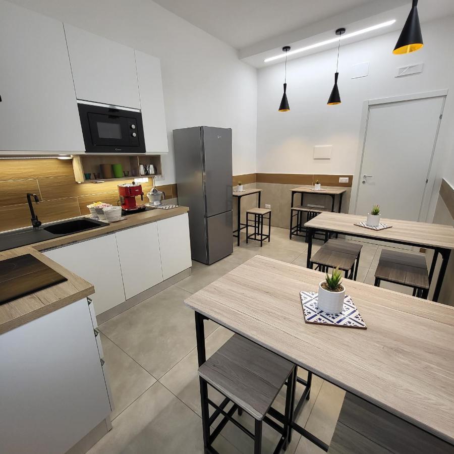 B&B Salerno Urban Suite 57 מראה חיצוני תמונה